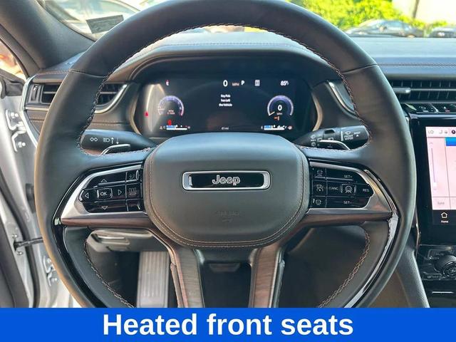 Photo of 2025 Bright White Jeep Grand Cherokee L