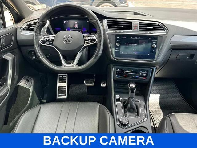 Photo of 2022 Deep Black Pearl Volkswagen Tiguan
