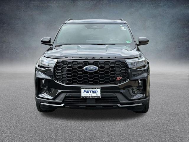 Photo of 2025 Agate Black Metallic Ford Explorer