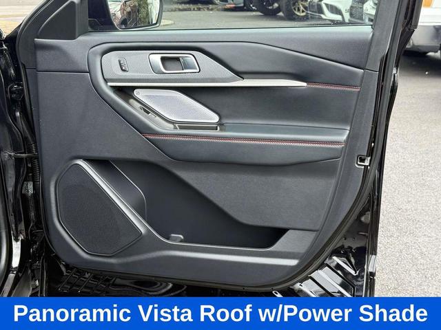 Photo of 2025 Agate Black Metallic Ford Explorer