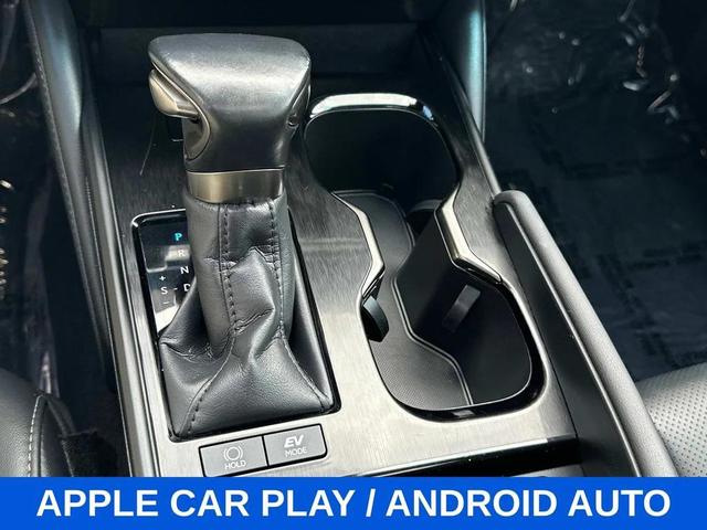 Photo of 2023 Cloudburst Gray Lexus ES 300h