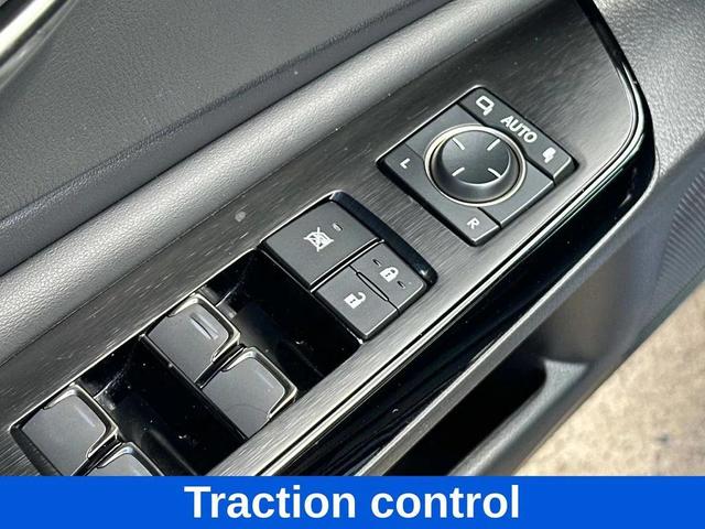 Photo of 2023 Cloudburst Gray Lexus ES 300h