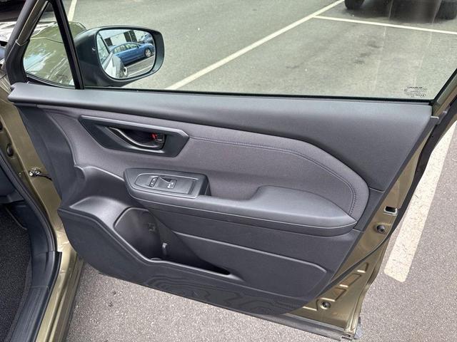 Photo of 2025 Autumn Green Metallic Subaru Forester