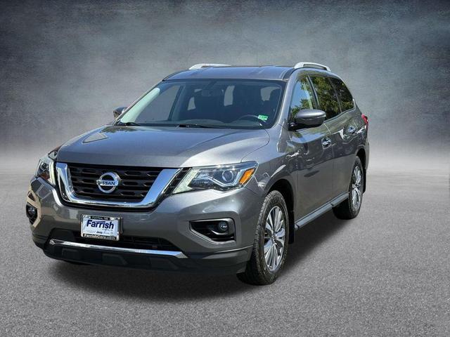 Photo of 2019 Gun Metallic Nissan Pathfinder