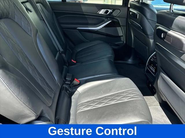 Photo of 2023 Black BMW X7