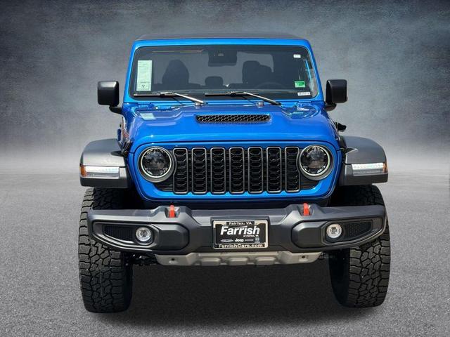 Photo of 2025 Hydro Blue Pearlcoat Jeep Gladiator