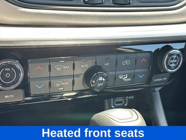 Photo of 2025 Red Hot Pearlcoat Jeep Compass