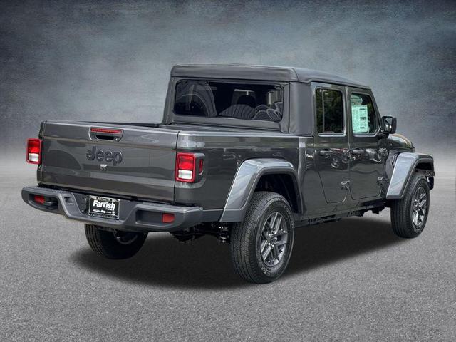 Photo of 2025 Granite Crystal Jeep Gladiator