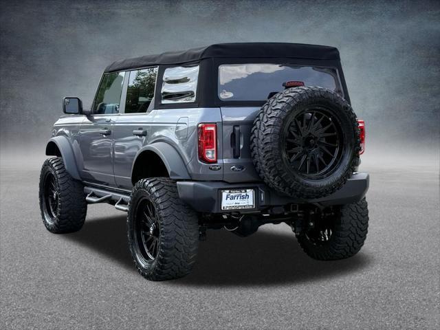 Photo of 2022 Gray Ford Bronco