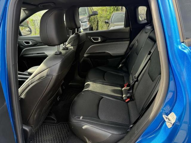 Photo of 2025 Hydro Blue Pearlcoat Jeep Compass