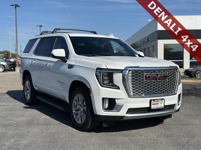 Photo of 2021 Summit White GMC Yukon