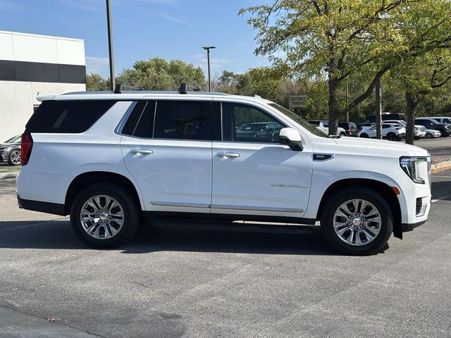 Photo of 2021 Summit White GMC Yukon