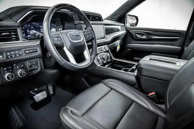 Photo of 2024 Onyx Black GMC Yukon XL