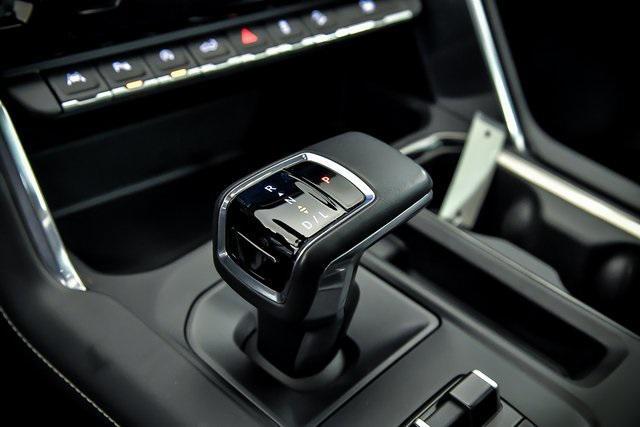 Photo of 2022 White Frost Tricoat GMC Sierra 1500