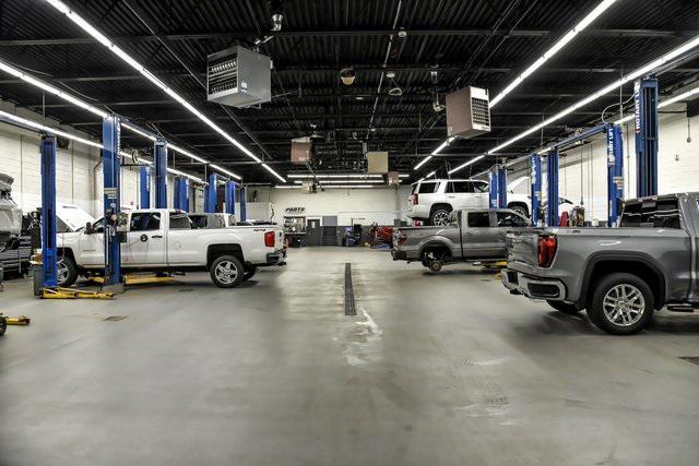 Photo of 2025 Onyx Black GMC Sierra EV