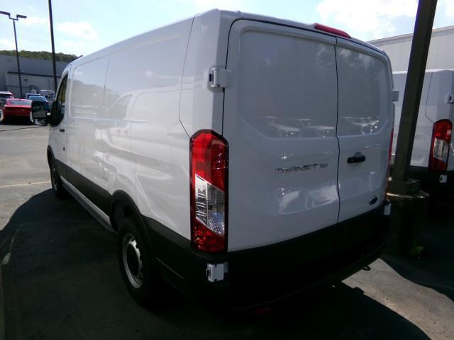 Photo of 2025 Oxford White Ford Transit-150