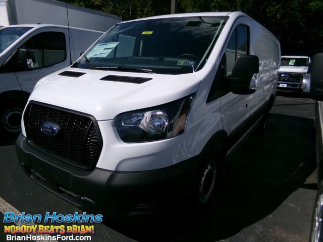 Photo of 2025 Oxford White Ford Transit-150