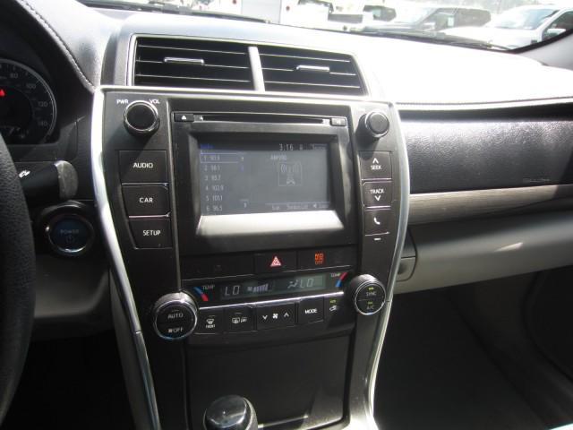 Photo of 2017 Midnight Black Metallic Toyota Camry Hybrid