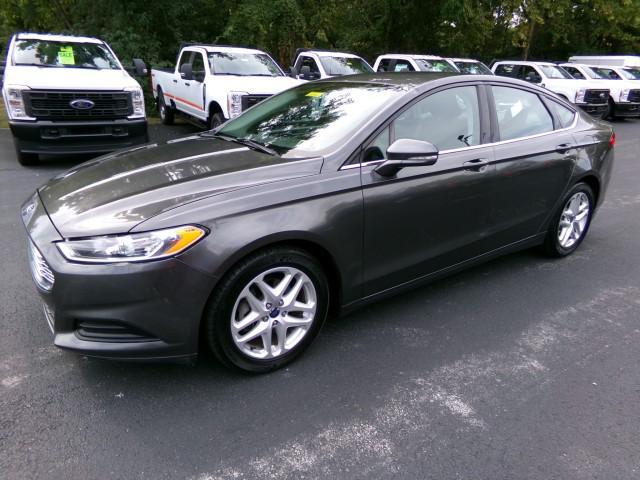 Photo of 2016 Magnetic Ford Fusion