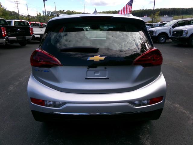 Photo of 2021 Silver Ice Metallic Chevrolet Bolt EV