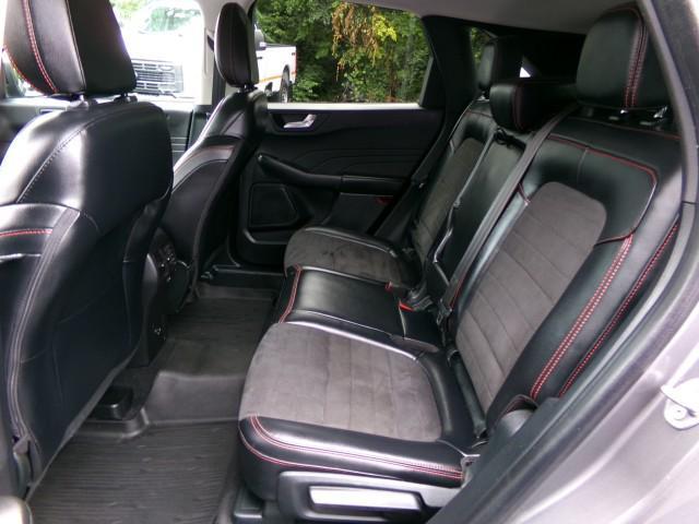 Photo of 2022 Carbonized Gray Metallic Ford Escape