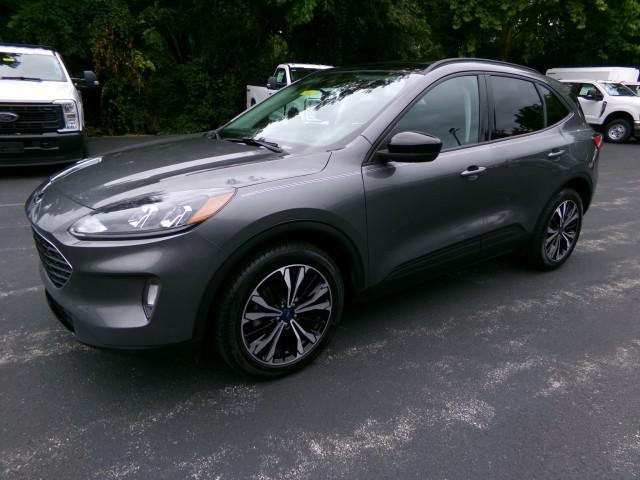 Photo of 2022 Carbonized Gray Metallic Ford Escape