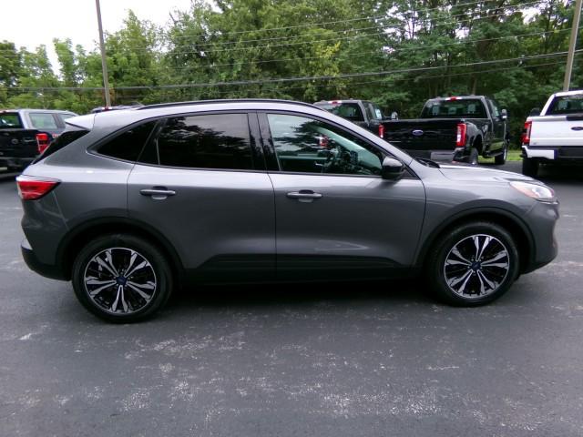 Photo of 2022 Carbonized Gray Metallic Ford Escape