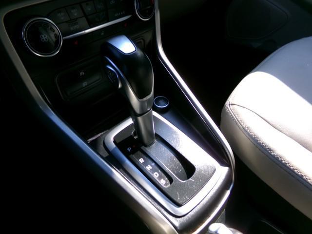 Photo of 2021 Diamond White Ford EcoSport