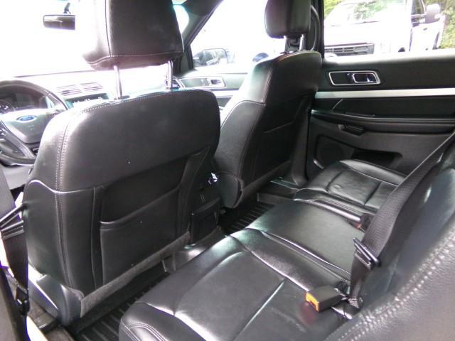 Photo of 2017 Shadow Black Ford Explorer