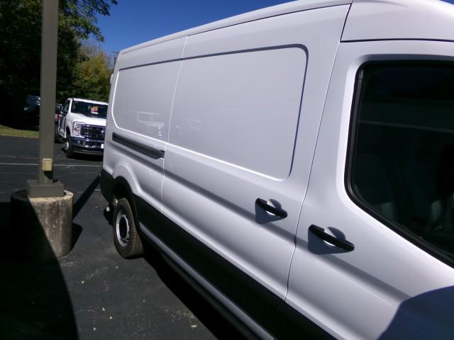 Photo of 2026 Oxford White Ford Transit-250