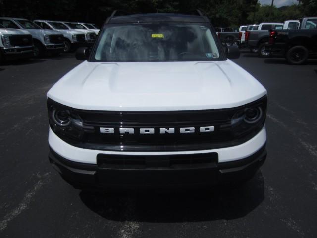 Photo of 2021 Oxford White Ford Bronco Sport