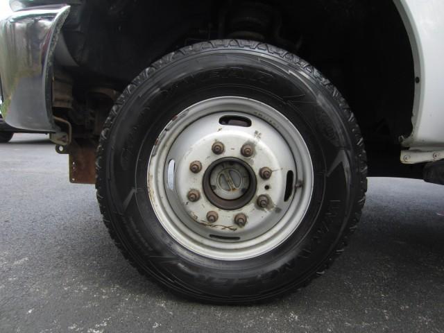 Photo of 2016 Oxford White Ford F-350