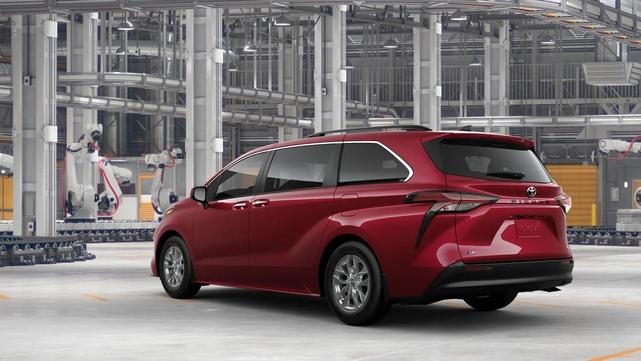 Photo of 2025 Ruby Flare Pearl Toyota Sienna