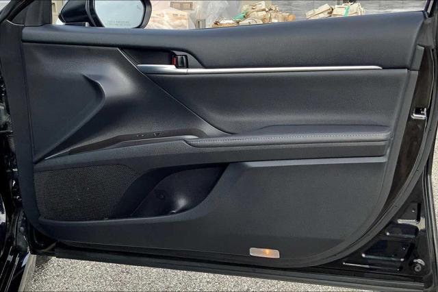 Photo of 2023 Midnight Black Metallic Toyota Camry