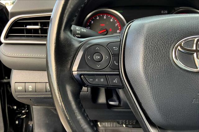 Photo of 2023 Midnight Black Metallic Toyota Camry