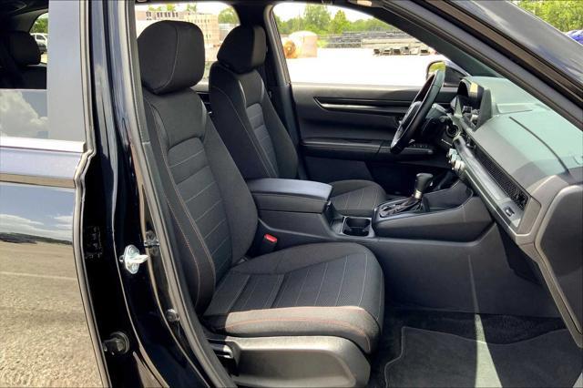 Photo of 2025 Crystal Black Pearl Honda CR-V Hybrid