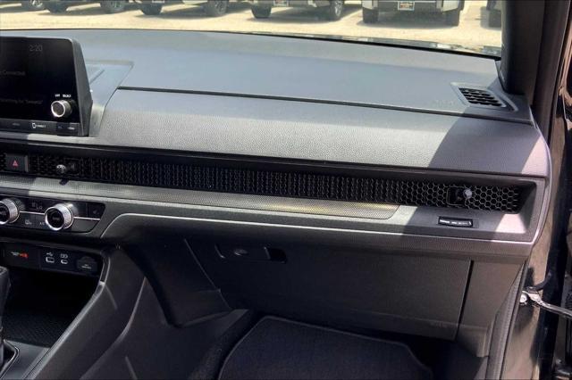 Photo of 2025 Crystal Black Pearl Honda CR-V Hybrid