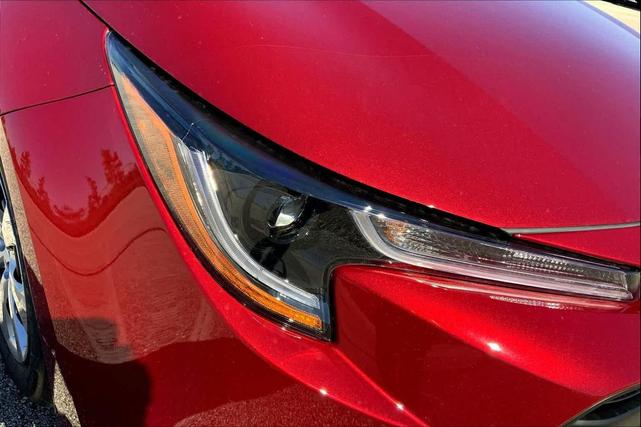 Photo of 2025 Ruby Flare Pearl Toyota Corolla