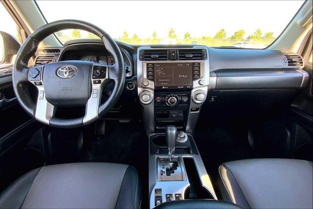 Photo of 2024 Midnight Black Metallic Toyota 4Runner