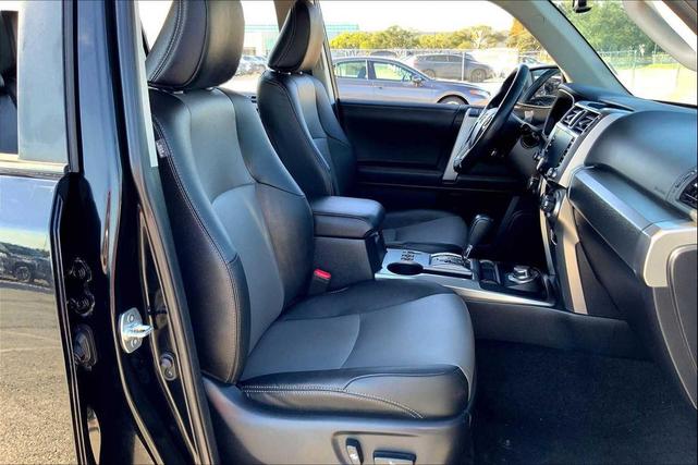 Photo of 2024 Midnight Black Metallic Toyota 4Runner