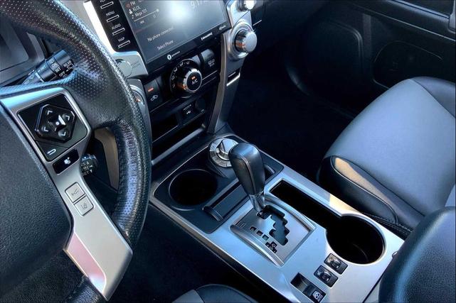 Photo of 2024 Midnight Black Metallic Toyota 4Runner