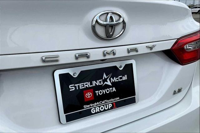 Photo of 2020 Super White Toyota Camry