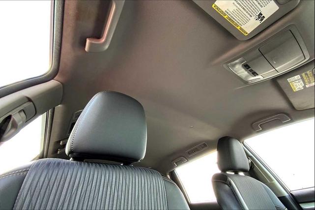 Photo of 2015 Ooh La La Rouge Mica Toyota Highlander
