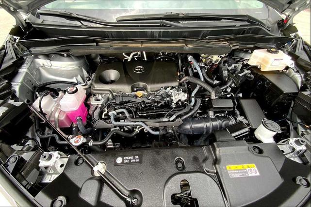 Photo of 2024 Celestial Silver Metallic Toyota Sienna