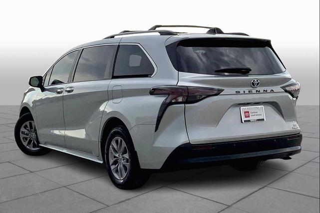 Photo of 2024 Celestial Silver Metallic Toyota Sienna