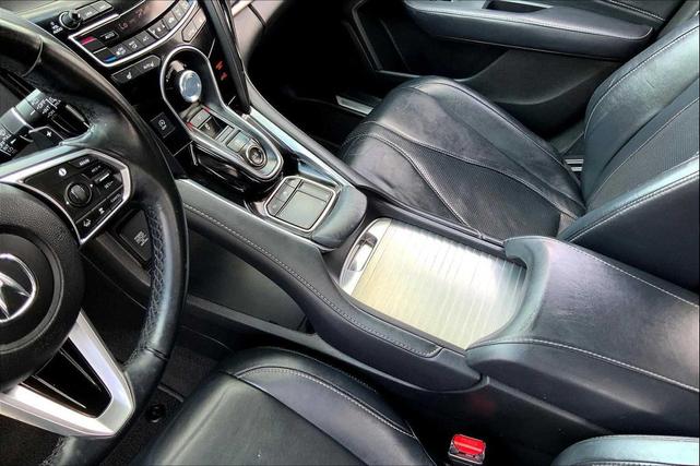 Photo of 2019 Gunmetal Metallic Acura RDX