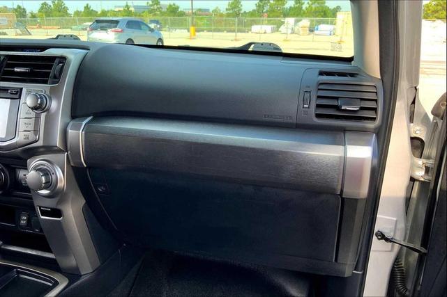 Photo of 2019 Classic Silver Metallic Toyota 4Runner