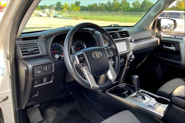 Photo of 2019 Classic Silver Metallic Toyota 4Runner
