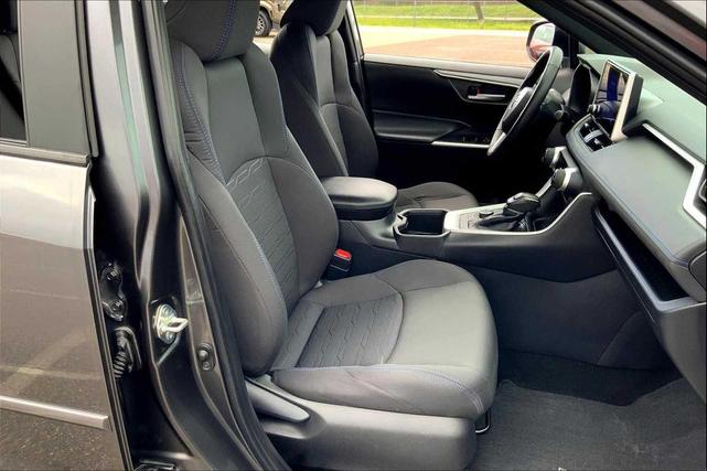 Photo of 2024 Magnetic Gray Metallic Toyota RAV4 Hybrid