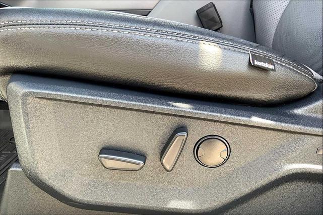 Photo of 2024 Oxford White Ford F-150